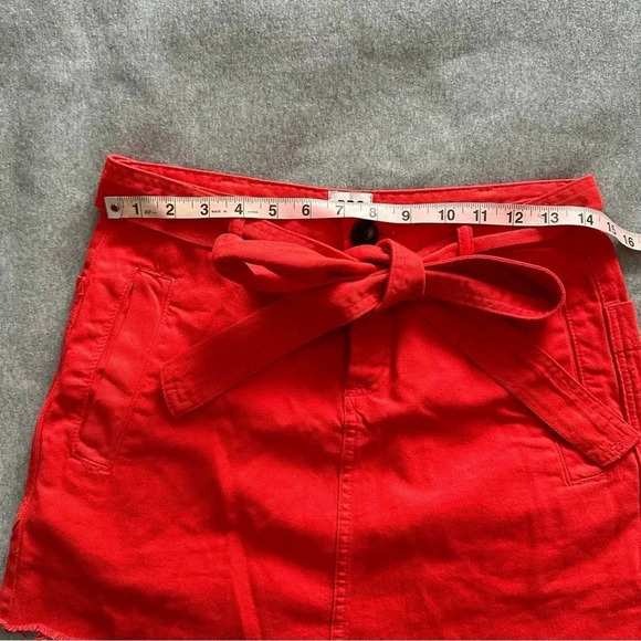 BDG Urban Outfitters Twill Frayed Mini Skirt red size M - Picture 9 of 10
